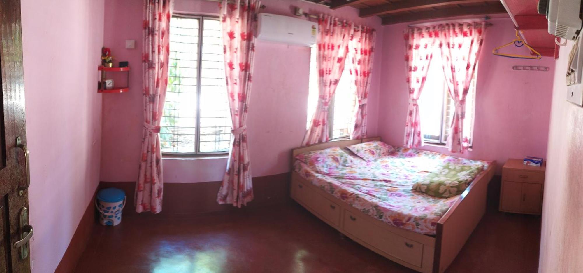 Runnin Airport - Homestay Gurpur Buitenkant foto